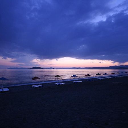 Adrian Beach Hotel Fethiye Exteriör bild