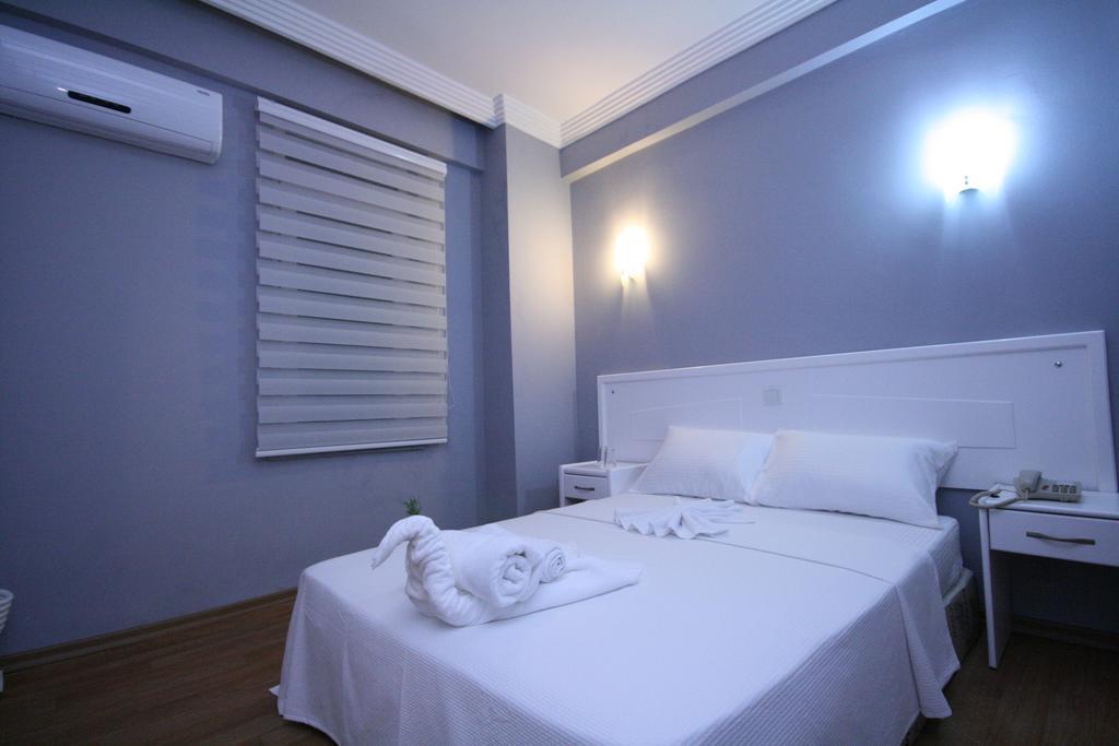 Adrian Beach Hotel Fethiye Rum bild