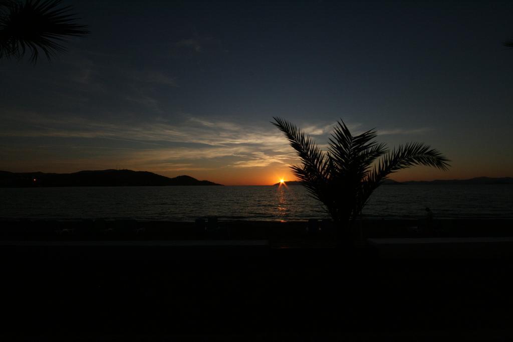 Adrian Beach Hotel Fethiye Exteriör bild