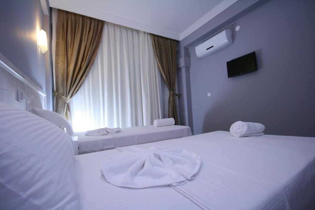 Adrian Beach Hotel Fethiye Rum bild